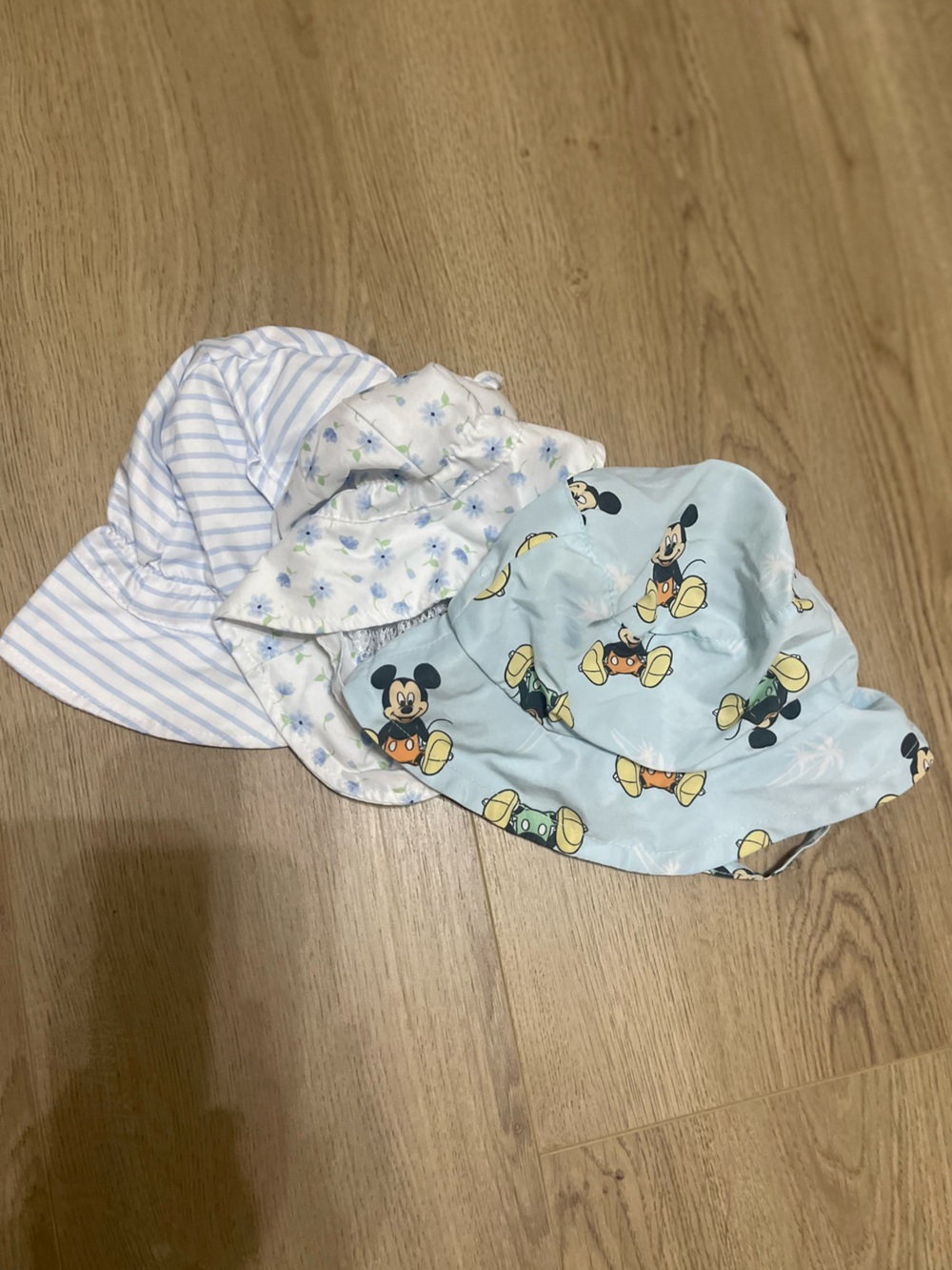 Bundle Mickey Mouse Sun Hats (12 mo)